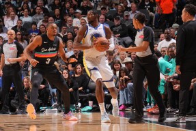 今晚突围战来临，金州勇士围绕欧冠篮板制胜，质疑声仍在，阵容厚度经受考验(金州勇士队主场)-英雄联盟有礼投注