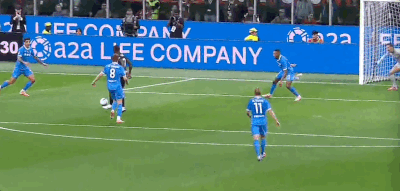 国际比赛日那不勒斯备战全明星赛；内部沟通细节曝光；压力陡增；赛程密集仍需轮换(昨晚那不勒斯比赛结果)