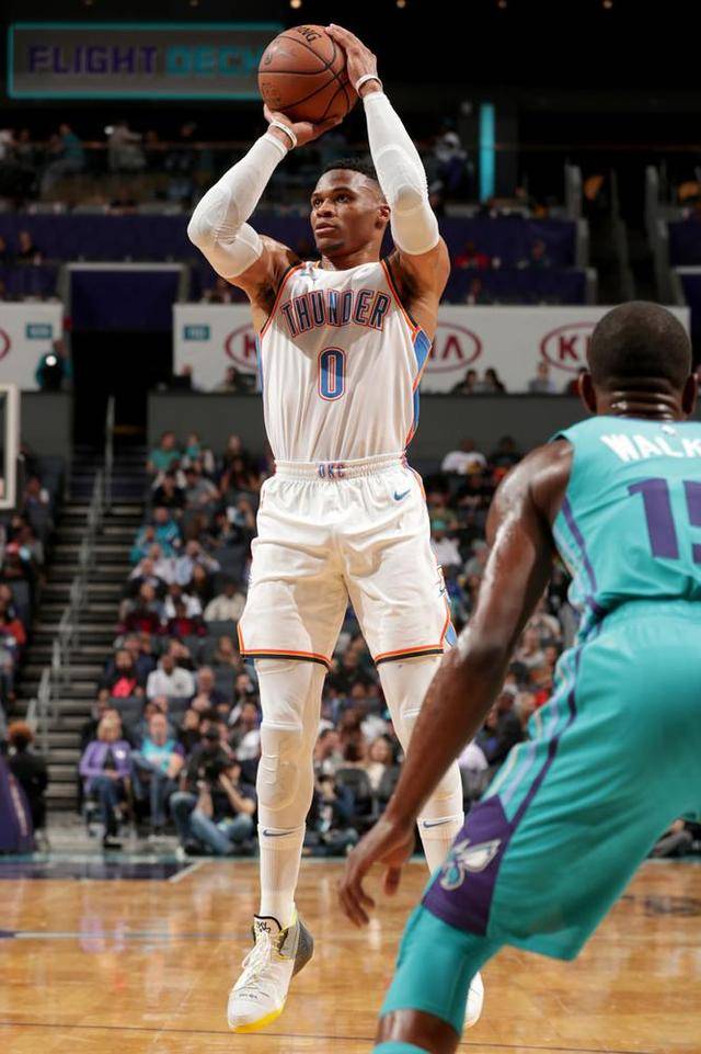 布莱顿内部会议纪要流出：窗口期手感冰凉，NBA季后赛使命明确，临场指挥获称赞(nba防守3秒)